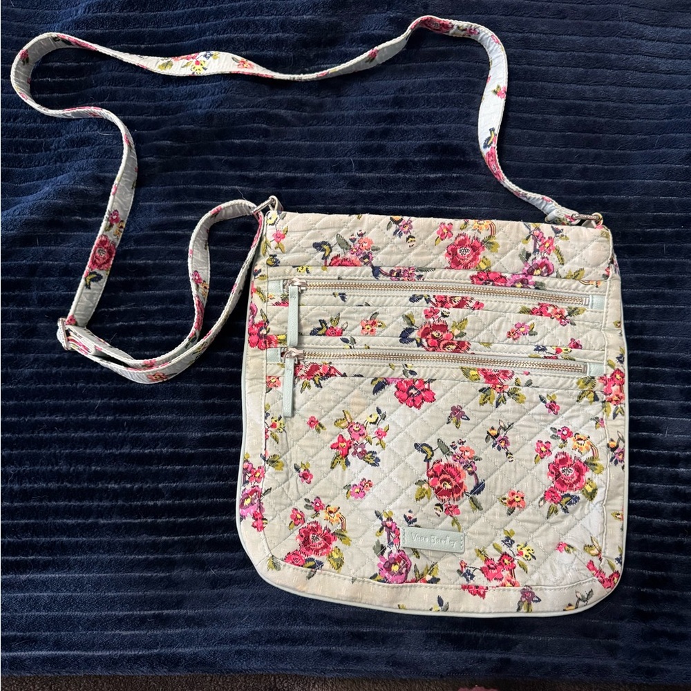 Vera Bradley Triple Zip Hipster Crossbody – English Rose Floral 🌹🏵️💐